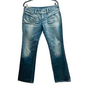 Diesel Low Rise Women’s Jeans Straight Legs Size 30 preowned 100% Cotton
